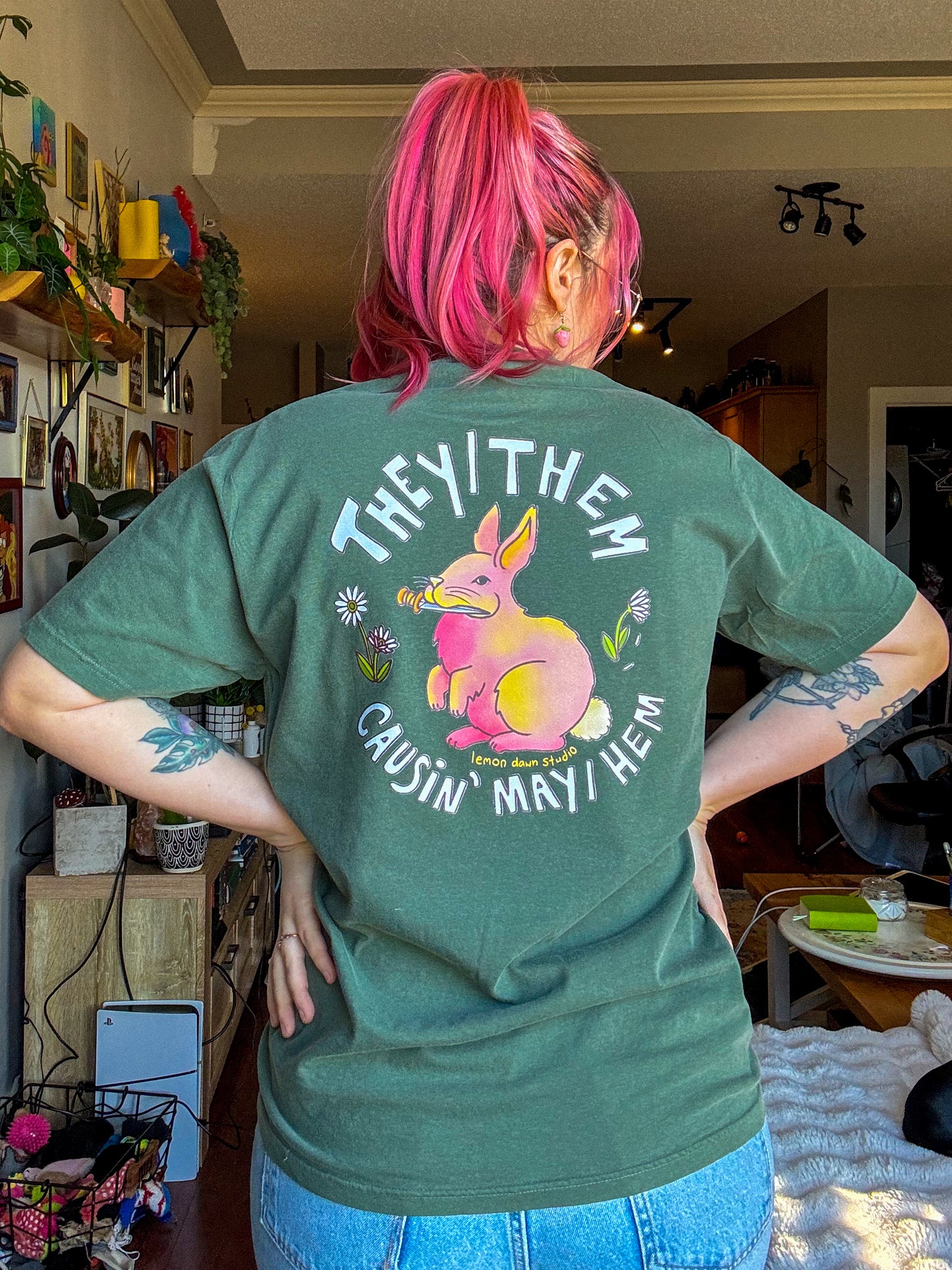 Comfort Colours They/Them Causin' May/Hem Hippo T-Shirt
